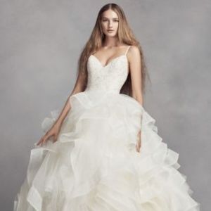 Vera Wang White Wedding Dress